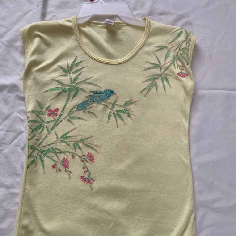 Ladies yellow sleeveless top